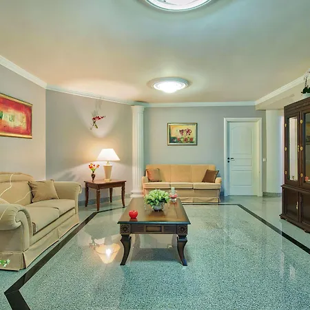 Villa Frido Luxury *